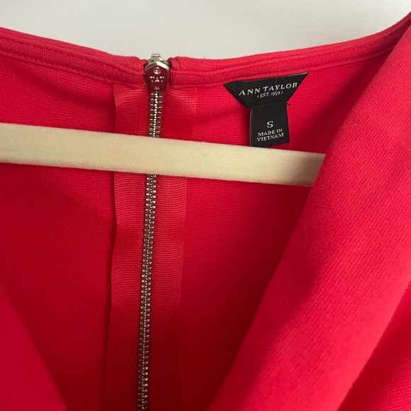 Ann Taylor tank top - Picture 2 of 2